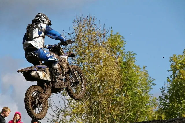 GSX250R GP - Image 2