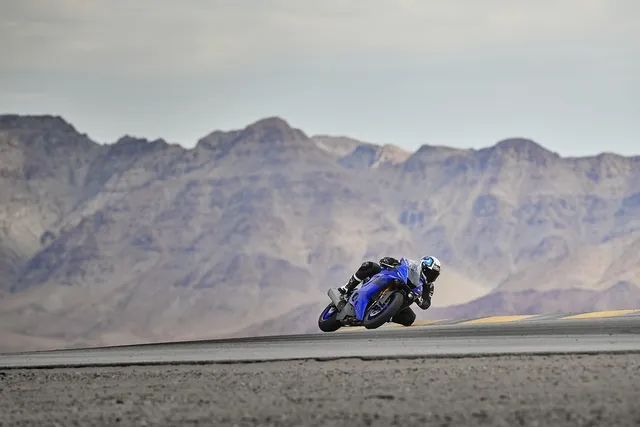 GSX250R GP - Image 0